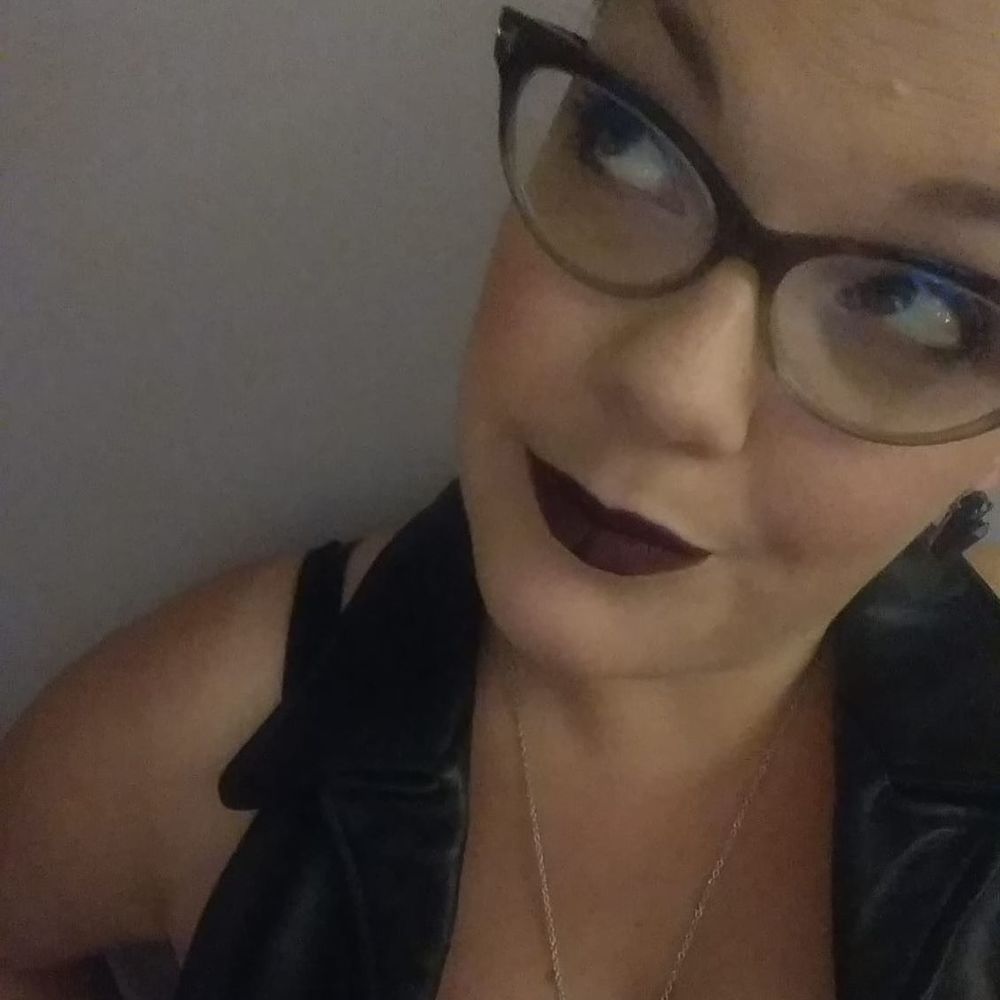 Meet your Posher, Juli